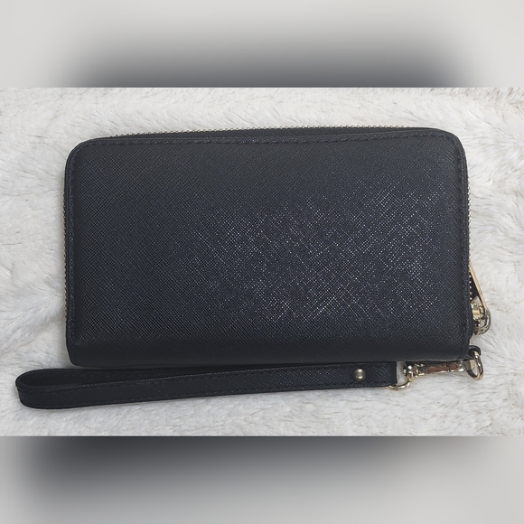 Michael Kors Black Wristlet Wallet - Picture 2 of 9